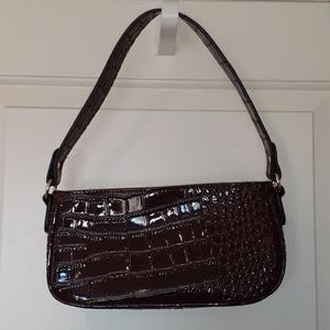 Crocodile effect baguette bag